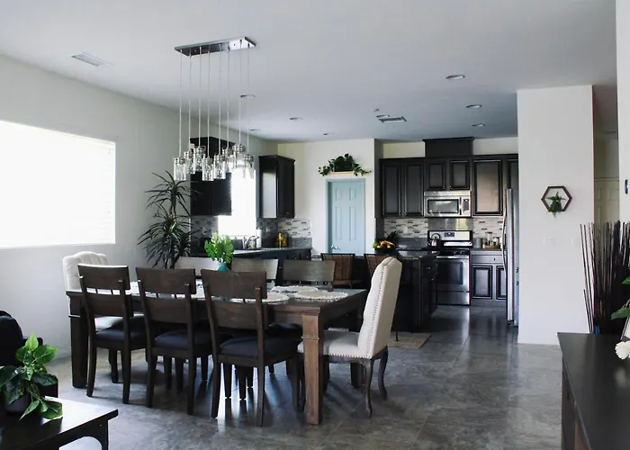 Entire Bungalow W/ Private Pool Near Palm Springs!