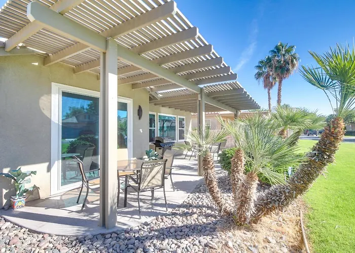2 Mi To Coachella: Indio Home W/ Outdoor Oasis